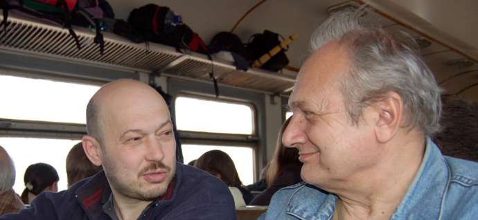 ��������